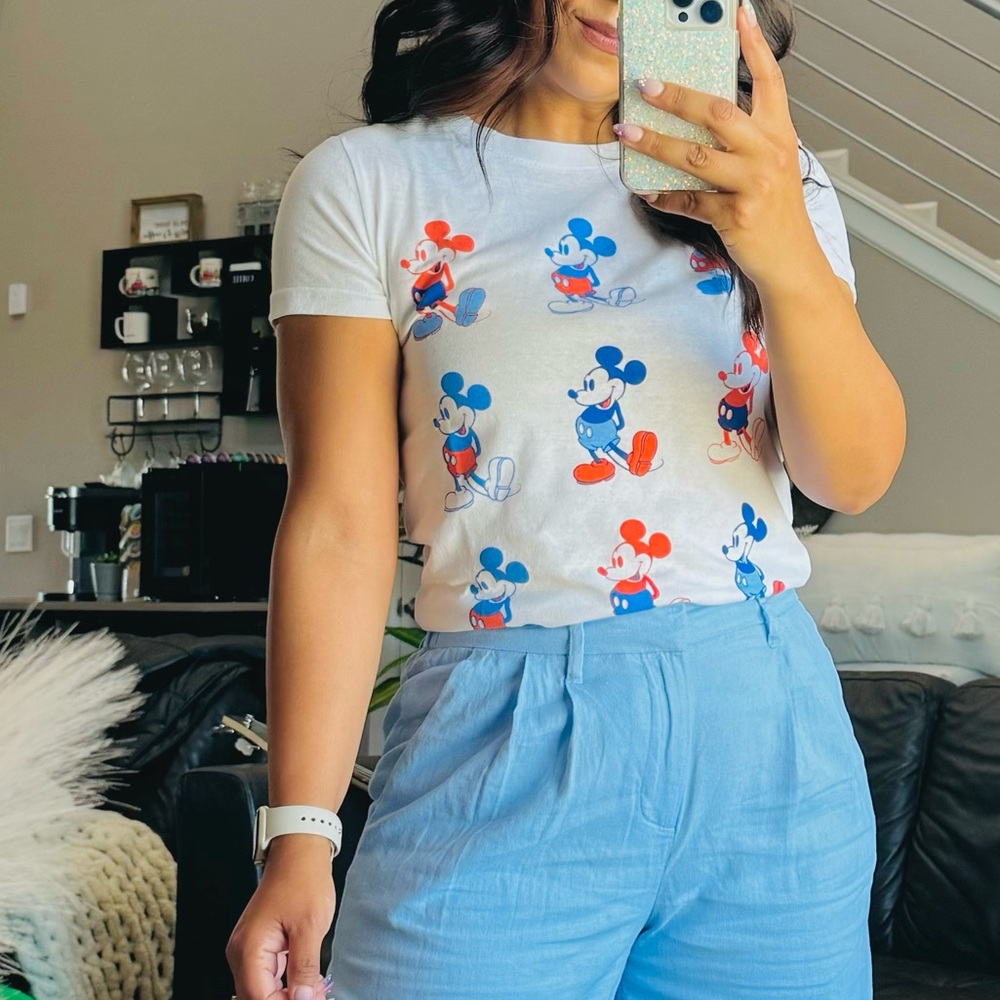 Women's Mickey Grid
Americana Short Sleeve
Graphic T-Shirt - White XS